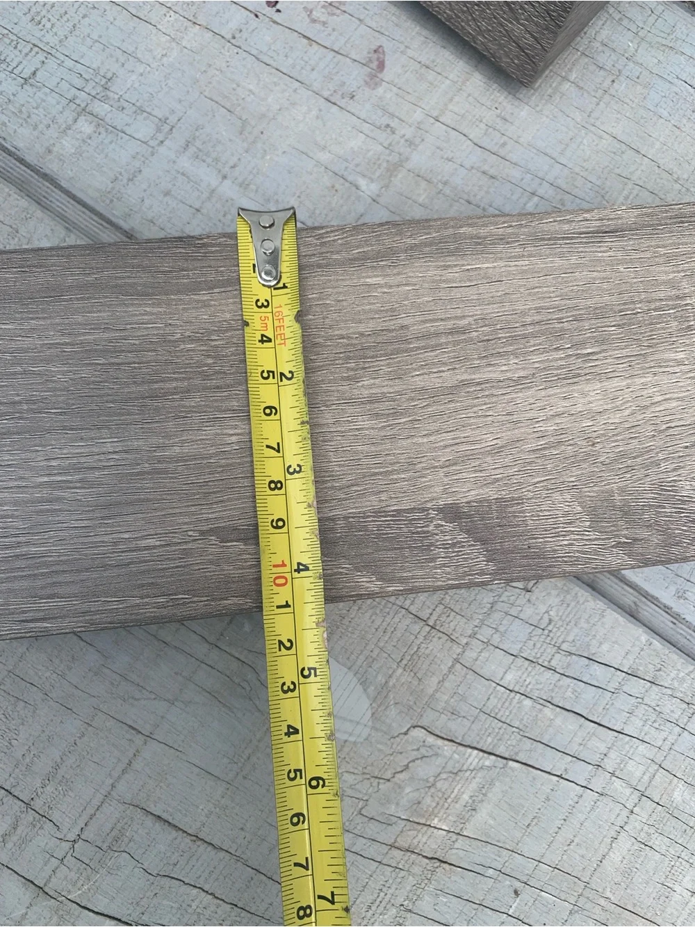 Set of 2 Wood Grain Floating Shelves